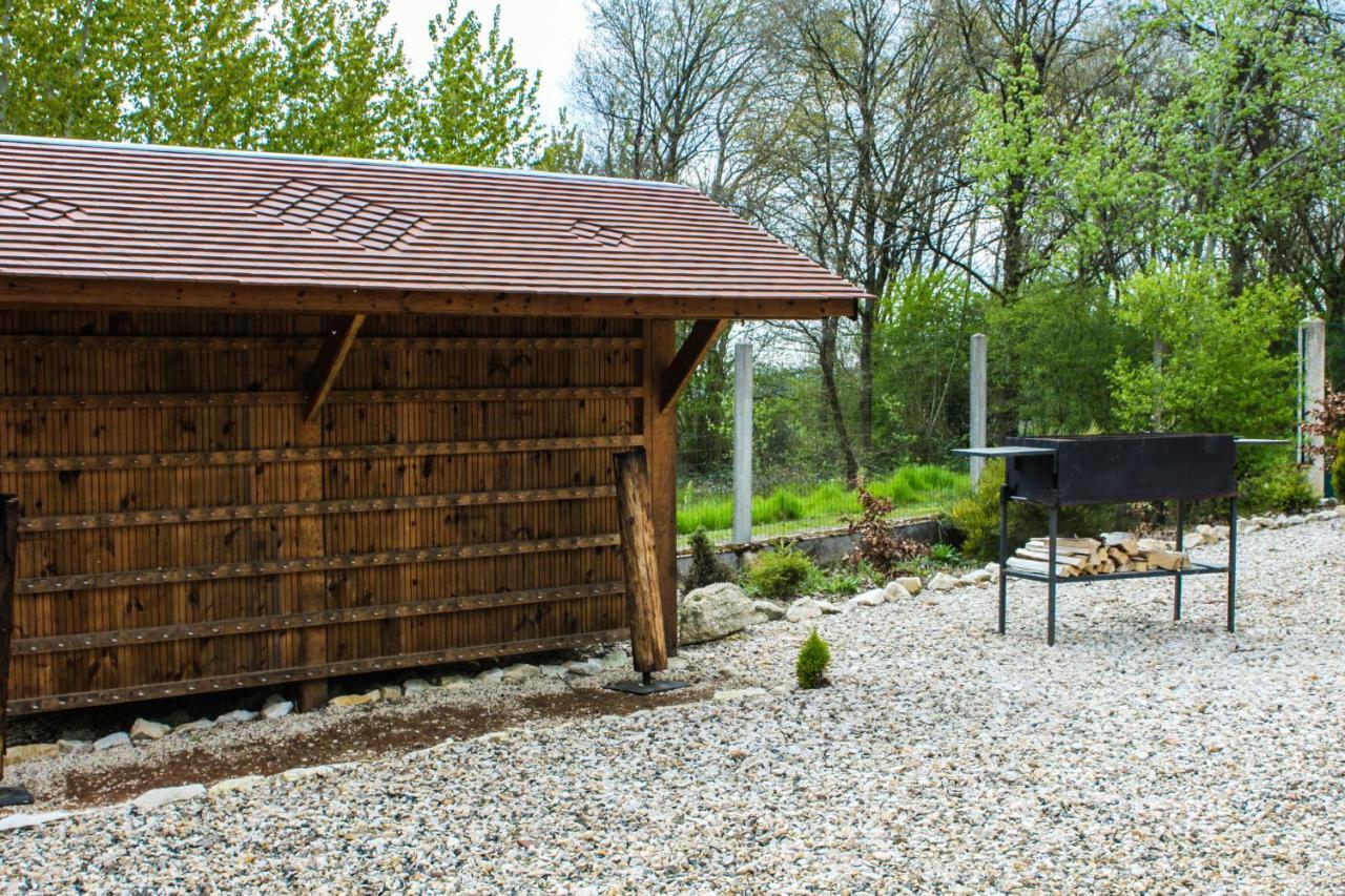 Le Lodge Des Bruyeres Mont-Notre-Dame Exterior photo